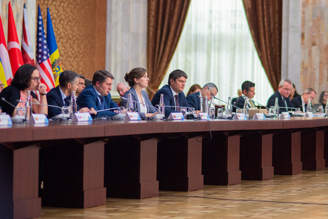 Cinci acorduri de sprijin financiar, semnate în cadrul Platformei de Sprijin pentru Rep. Moldova