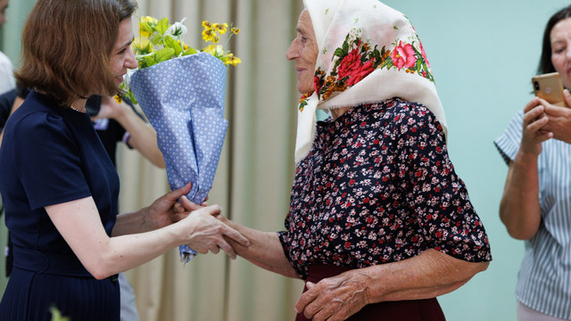 Maia Sandu, de Ziua Internațională a Persoanelor Vârstnice: „Vom continua să muncim pentru mai multă incluziune, pentru o bătrânețe trăită senin”