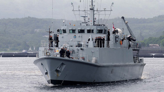 Marea Britanie a vândut României două nave „vânător de mine” capabile să elimine mine rusești: Prin acordul cu România, contribuim la securitatea în Marea Neagră