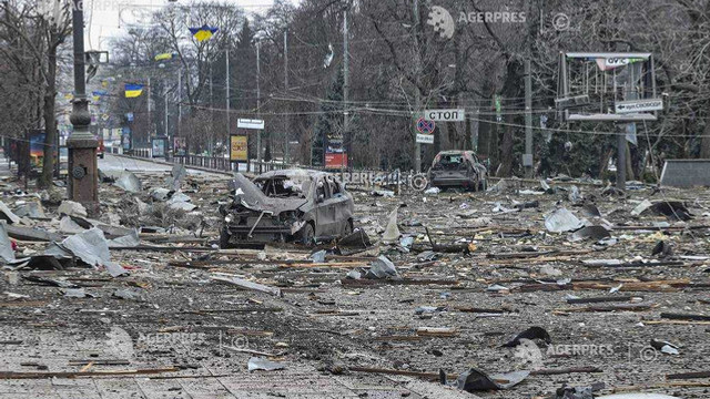 Centrul orașului ucrainean Harkiv, bombardat de Rusia cu rachete. Cel puțin nouă persoane au fost rănite