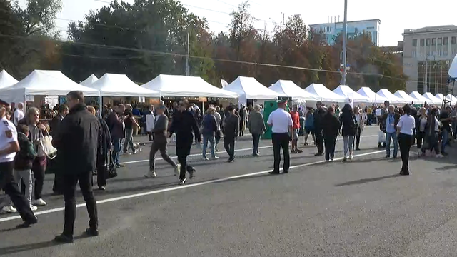 LIVE | Ceremonia oficială de deschidere a Zilei Naționale a Vinului, ediția a XXII-a