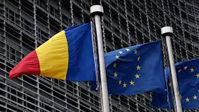 Analiză Bloomberg: Aderarea României la UE oferă lecții care pot ajuta Kievul. Standardul de viață a crescut semnificativ, decalajul față de Ungaria și Polonia a fost recuperat