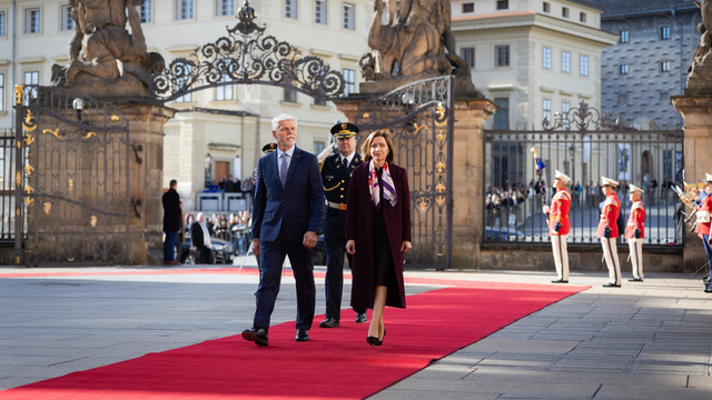 FOTO | Maia Sandu, întrevedere cu președintele Cehiei, Petr Pavel: „Am reconfirmat viziunea noastră comună că extinderea Uniunii Europene este o investiție în securitatea întregului continent”