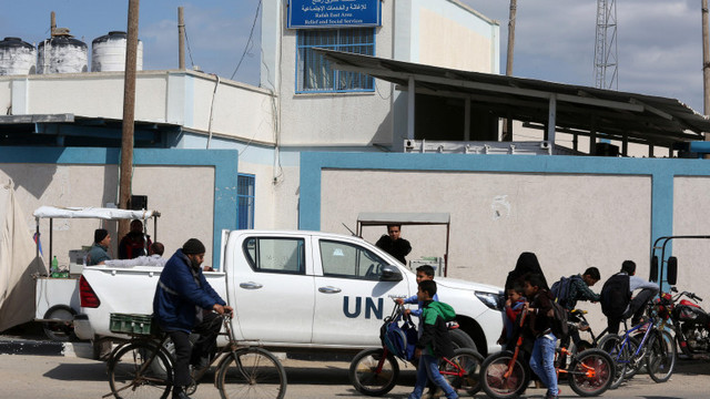 Agenția ONU pentru refugiați acuză Hamas că a furat combustibil și medicamente din sediul său din Gaza