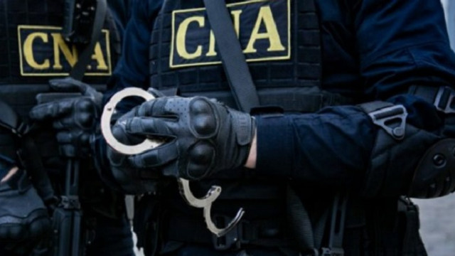 Un cetățean străin a fost reținut de CNA într-un dosar de trafic de influență. Promitea obținerea permiselor de ședere în Republica Moldova pentru cetățeni străini