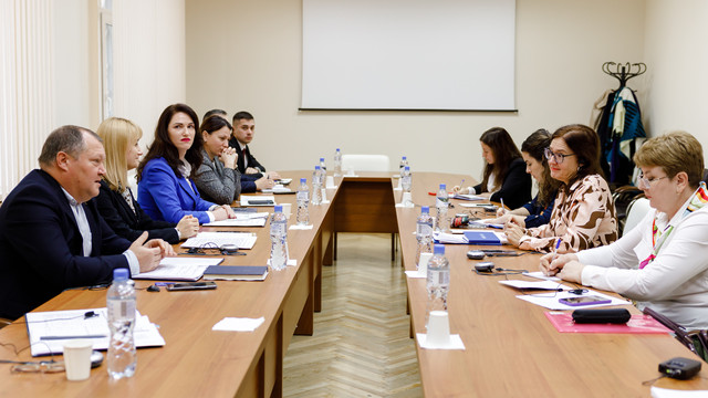 Evaluarea modului prin care sunt reflectate drepturile persoanelor în etate în Republica Moldova, discutată la Ministerul Finanțelor
