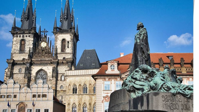Praga a decis să înghețe aproape toate activele rusești din Cehia
