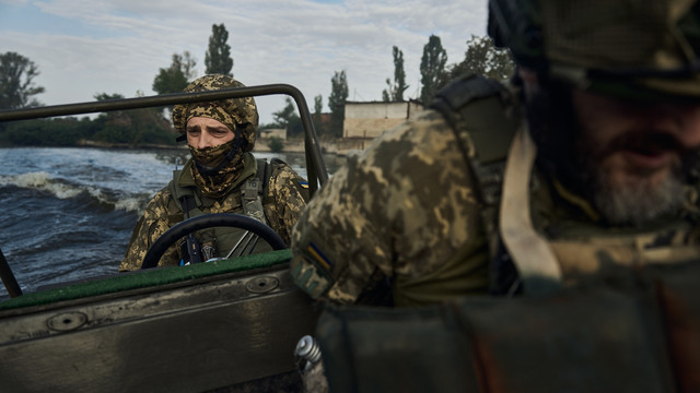 Autoritățile de la Kiev se pregătesc pentru încă un an de război. Trupele ucrainene trec Nipru