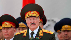 Președintele belarus Alexandr Lukașenko, într-o vizită în China, pentru a  doua oară în acest an