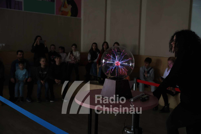 FOTO | Inovații autohtone la expoziția științifică „Călătorie în timp”, organizată la Chișinău