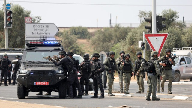 Armata israeliană anunță că a descoperit unul dintre cele mai mari depozite de arme din Gaza