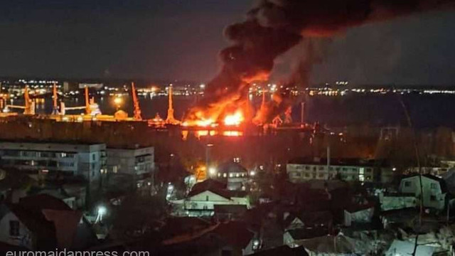 Ucraina afirmă că a distrus o navă militară rusească în Marea Neagră / video