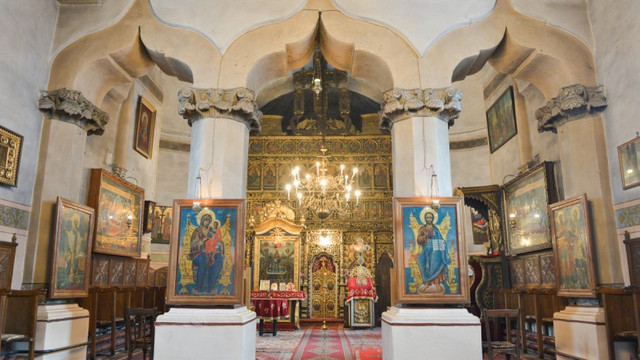 Efort comun: Lucrările de restaurare a bisericilor „Sfinții Teodori” din Iași și „Sfântul Dimitrie” din Soroca au fost finalizate / video