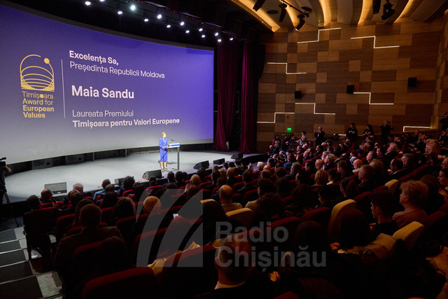 FOTO | Președinta Maia Sandu a primit premiul „Timișoara pentru valori europene”, acordat de municipalitatea timișoreană