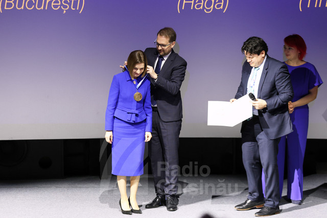 FOTO | Președinta Maia Sandu a primit premiul „Timișoara pentru valori europene”, acordat de municipalitatea timișoreană