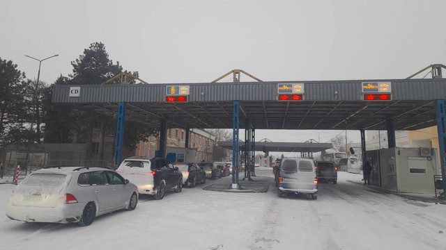 Poliția de Frontieră: Traversarea camioanelor prin punctul de trecere a frontierei Leușeni - Albița este restricționată