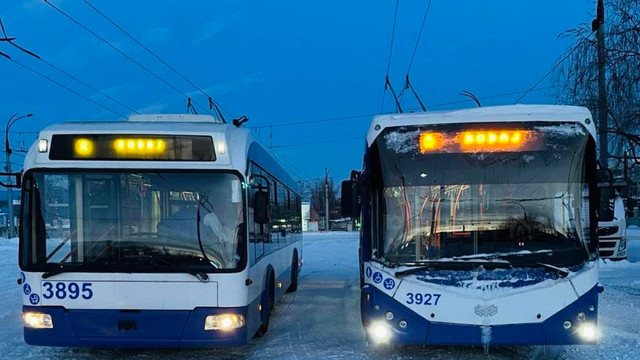 RTEC: Astăzi și mâine troleibuzele și autobuzele circulă conform orarelor de duminică