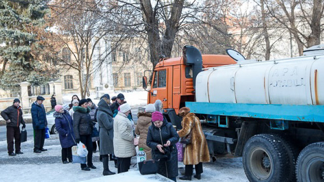 Peste 70 de tone de apă potabilă vor fi livrate de Bobotează la bisericile din Chișinău
