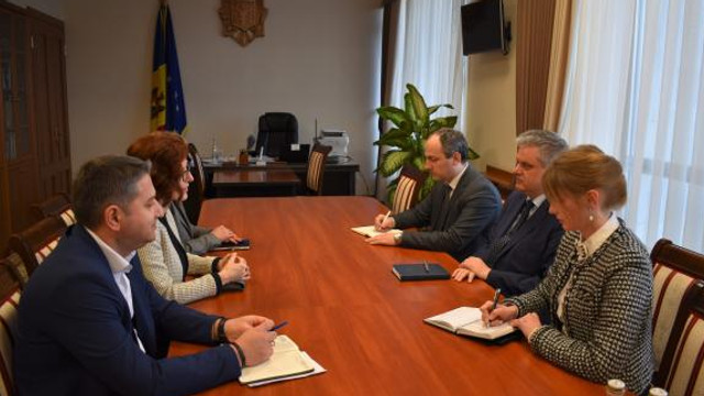 Întrevedere a lui Oleg Serebrian cu reprezentanta rezidentă a PNUD în Republica Moldova, Daniela Gasparikova