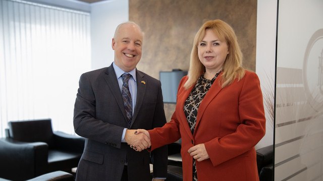 Guvernatoarea Băncii Naționale a Moldovei, Anca Dragu, a avut o întrevedere cu ambasadorul SUA în Republica Moldova