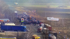 Drumul de acces spre Punctul de Frontieră Leușeni-Albița a fost din nou blocat de fermieri