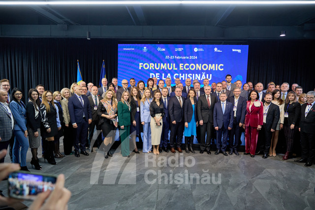 FOTO | Forumul Economic de la Chișinău a întrunit de două ori mai mulți participanți decât la ediția din anul trecut. Principele Radu: E bine să vezi că sunt realizări atât de frumoase la Chișinău și la București