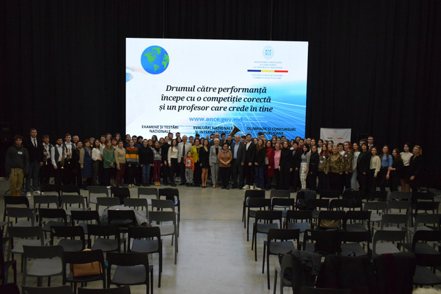 Peste 60 de elevi din Republica Moldova participă la Olimpiada Republicană de Ecologie