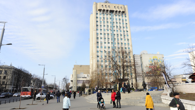 Moldtelecom, fabrica de sticlă din Chișinău și hotelul Zarea sunt pregătite pentru privatizare