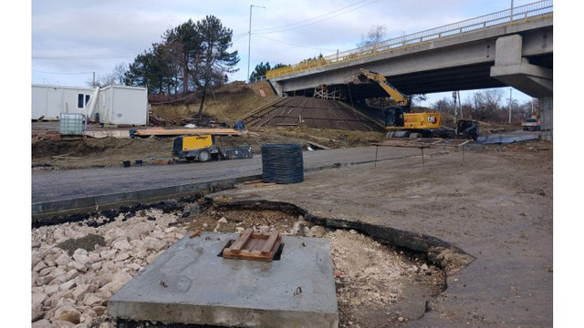 Reparația podului pe drumul ce leagă două puncte de frontieră cu Ucraina este aproape de finalizare