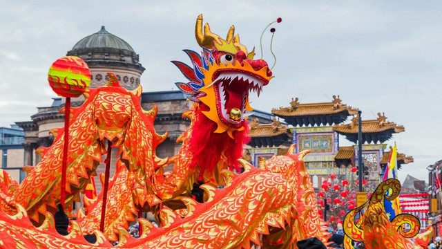Începe Noul An Chinezesc, cel al Dragonului de Lemn. Ce tradiții se respectă în China