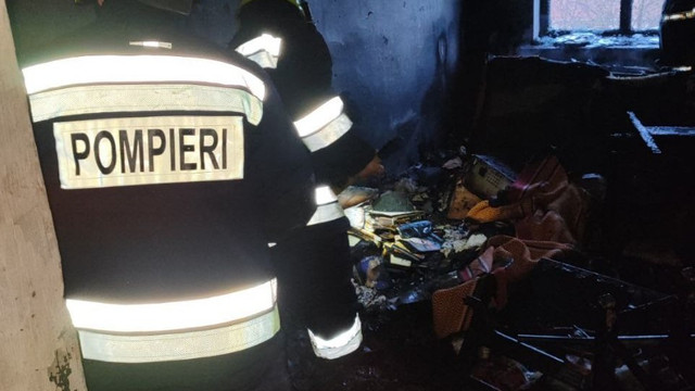 Incendiu într-un bloc din Soroca. Salvatorii au evacuat cinci persoane, inclusiv doi copii