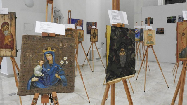 Expoziție inedită la Muzeul Național de Istorie a Moldovei: Icoane pictate pe cutii de muniție