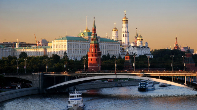 Kremlin | Schimburile de prizonieri cu SUA nu pot fi rezolvate decât „în liniște”
