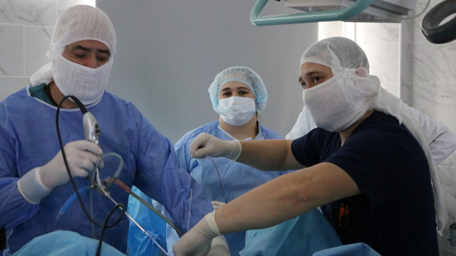 Prima intervenție endoscopică, realizată la spitalul din Bălți. Operația a decurs cu succes