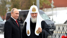 Consiliul Popular Rus, prezidat de Patriarhului Kirill, afirmă că invazia din Ucraina este un “Război Sfânt”. Susținerea invaziei de către Patriarhia Rusă a făcut ca biserici din R. Moldova să adere la Mitropolia Basarabiei