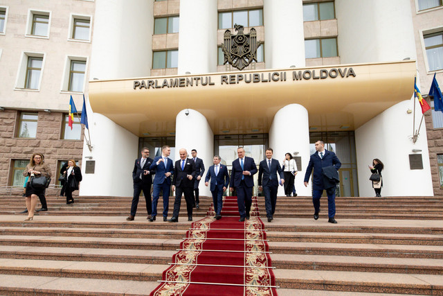 Nicolae Ciucă | Republica Moldova poate miza pe sprijinul deplin al României