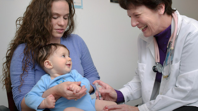 În ultimii doi ani, numărul persoanelor care au făcut varicelă s-a dublat. Vaccinul împotriva varicelei ar putea fi inclus în Programul Național de Imunizare 