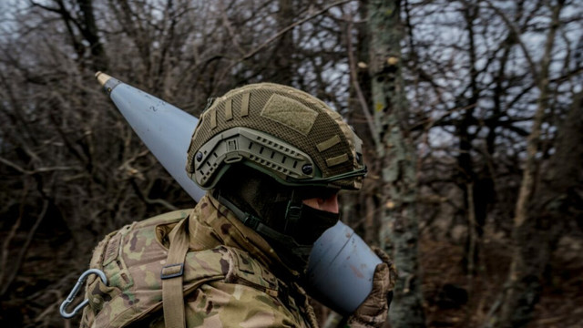 Țările NATO nu oferă suficiente muniții pentru Ucraina, avertizează Jens Stoltenberg