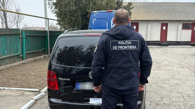 Și-a umplut mașina cu țigări de contrabandă și a pornit spre UE. Un tânăr din Republica Moldova, deconspirat de câinele de serviciu Nero