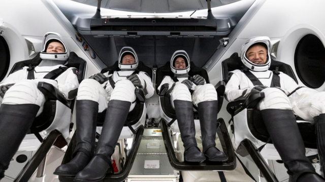 Patru astronauți au revenit pe Pământ după o misiune de șase luni la bordul ISS