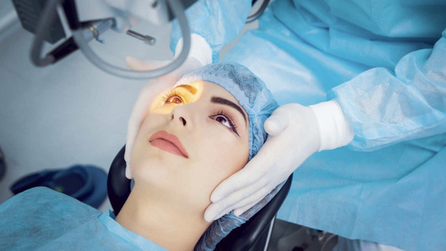 Peste 9.000 de pacienți asigurați au fost operați de cataractă în 2023, în Republica Moldova