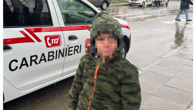 Copil rătăcit la Comrat, ajutat de carabinieri să-și găsească părinții 