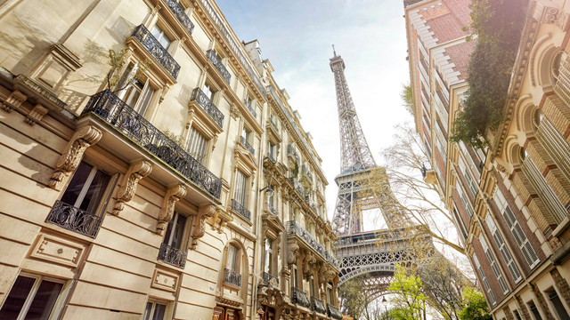 Parisul a devenit cel mai discutat oraș european de pe internet. Top 10 al celor mai discutate orașe europene