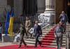 Jens Stoltenberg, vizită neanunțată la Kiev. Șeful NATO i-a promis lui Zelenski că livrările de arme către Ucraina vor crește