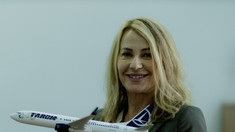O aeronavă TAROM va purta numele „Nadia Comăneci”
