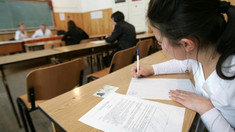 Patru sute de voluntari vor monitoriza examenele de absolvire a gimnaziului în opt raioane