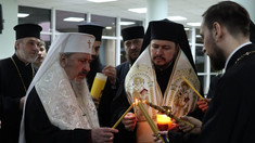 Patriarhia Română va aduce Sfînta Lumină de la Ierusalim la București, Iași și Chișinău. Mitropolia Basarabiei o va distribui parohiilor din Republica Moldova