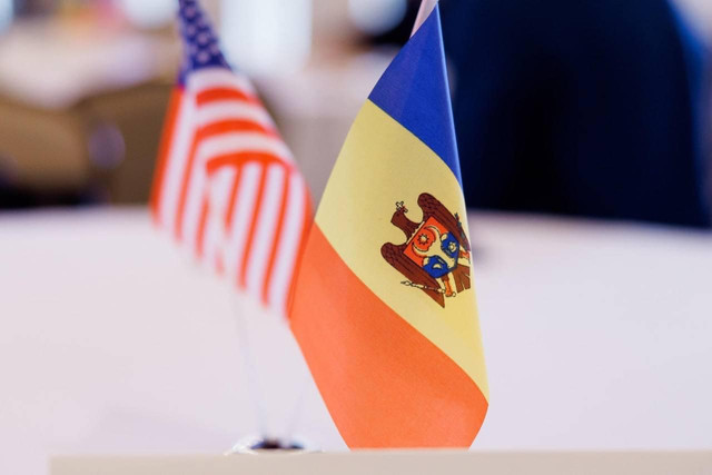 GALERIE FOTO |  La Washington, ministrul de externe Mihai Popșoi s-a întâlnit cu cetățenii Republicii Moldova stabiliți în SUA