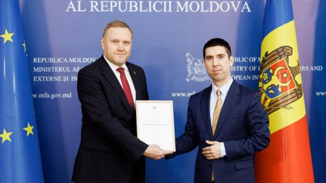 Ambasadorul Ucrainei la Chișinău, Marko Șevcenko, a fost decorat de către MAE, la finalul mandatului său în Republica Moldova