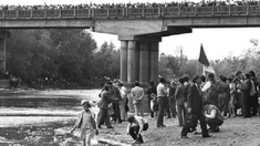 34 de ani de la primul Pod de Flori. 6 mai 1990, ziua în care nu au mai existat frontiere între România și Republica Moldova 